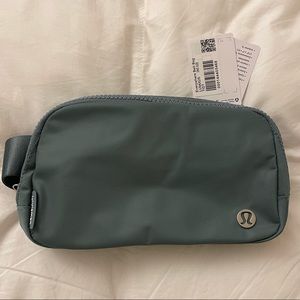 NWT Lululemon Everywhere Belt Bag Tidewater Teal
